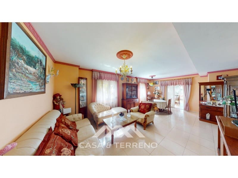 3 sypialnia Penthouse na sprzedaż w Velez-Malaga z garażem - 395 000 € (Ref: 9712124)