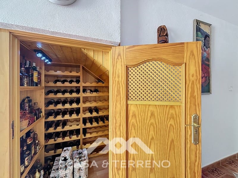 Pareado de 4 habitaciones en Torre del Mar en venta con piscina - 765.000 € (Ref: 9719824)