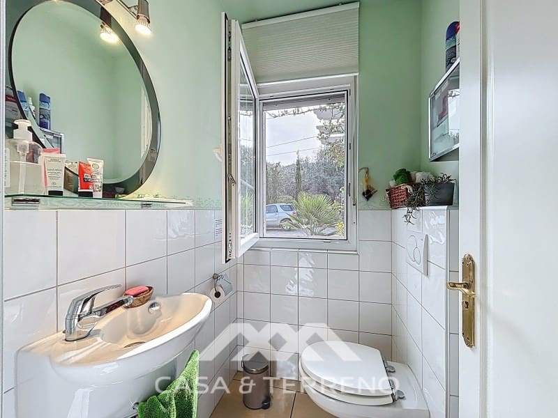 6 soveværelse Villa til salg i Sayalonga med swimmingpool - € 890.000 (Ref: 9719825)