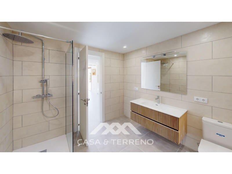 Chalet de 3 habitaciones en Arenas en venta con piscina - 448.000 € (Ref: 9719827)