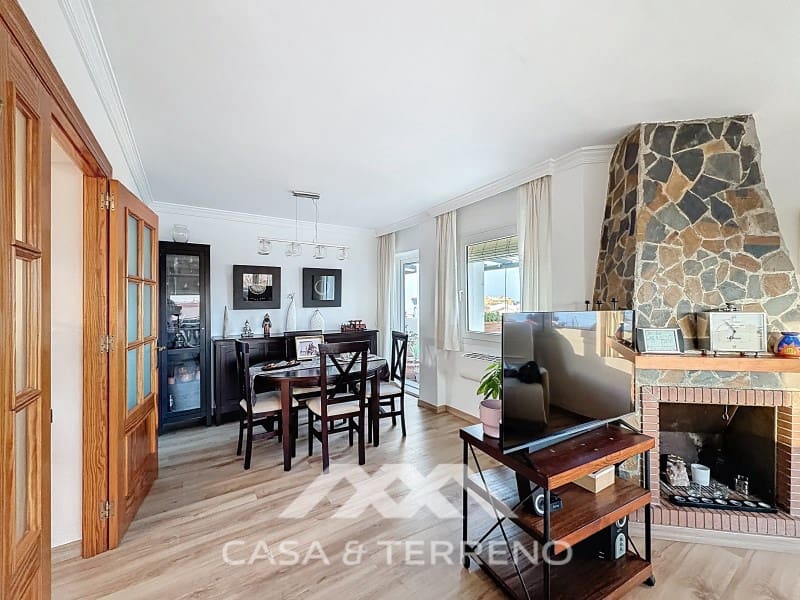 3 bedroom Penthouse for sale in Rincon de la Victoria - € 458,000 (Ref: 9719828)