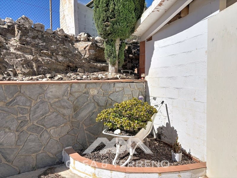 3 bedroom Villa for rent in Velez-Malaga with pool garage - € 1,995 (Ref: 9747780)