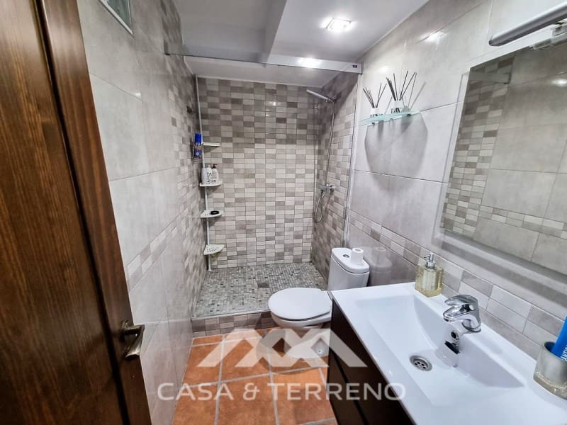 5 soverom Villa til salgs i Torrox Park med garasje - € 465 000 (Ref: 9747781)