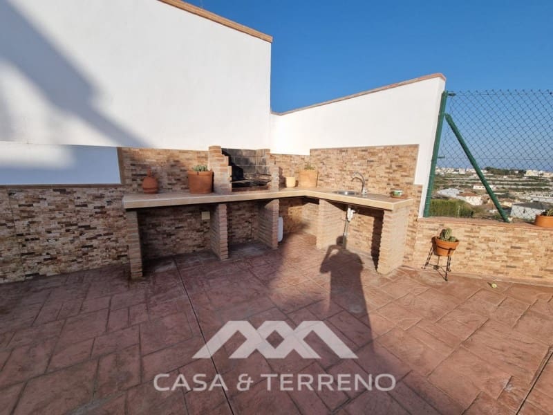 5 soverom Villa til salgs i Torrox Park med garasje - € 465 000 (Ref: 9747781)