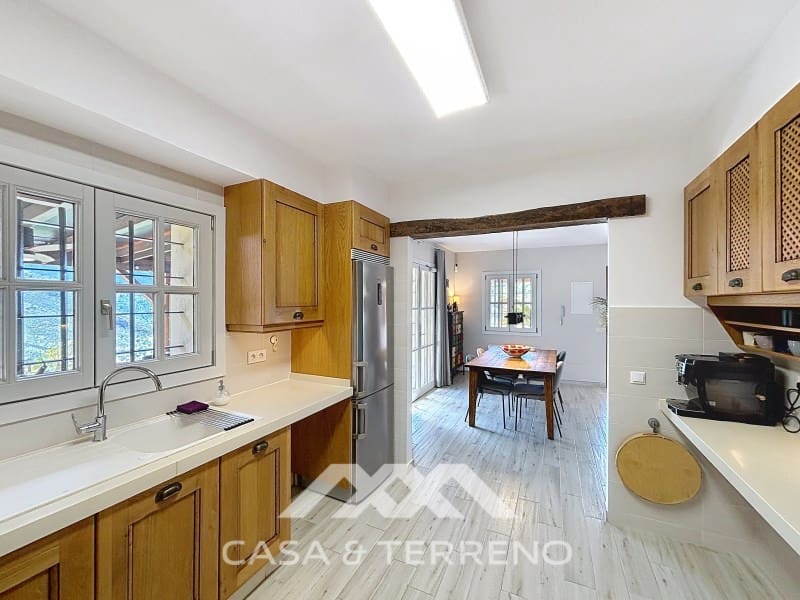 4 quarto Moradia para venda em Alcaucin com piscina - 499 000 € (Ref: 9761906)