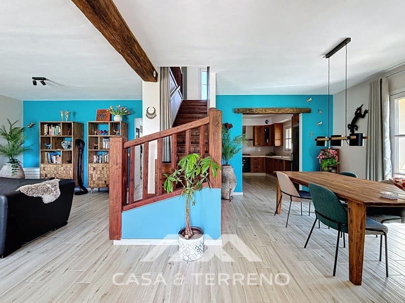 4 quarto Moradia para venda em Alcaucin com piscina - 499 000 € (Ref: 9761906)