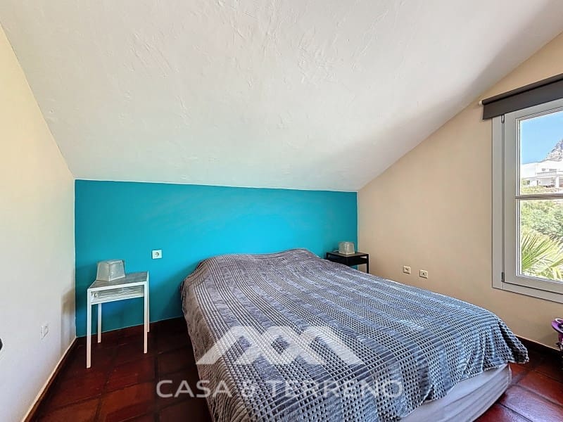 4 quarto Moradia para venda em Alcaucin com piscina - 499 000 € (Ref: 9761906)