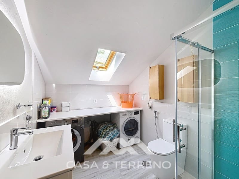 4 quarto Moradia para venda em Alcaucin com piscina - 499 000 € (Ref: 9761906)