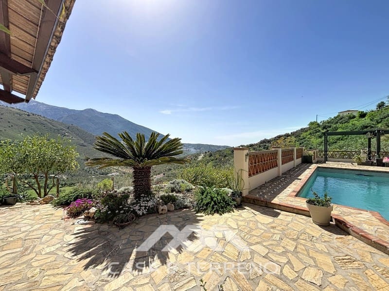 4 quarto Moradia para venda em Alcaucin com piscina - 499 000 € (Ref: 9761906)