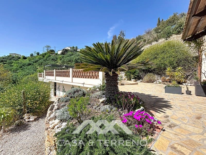 4 quarto Moradia para venda em Alcaucin com piscina - 499 000 € (Ref: 9761906)