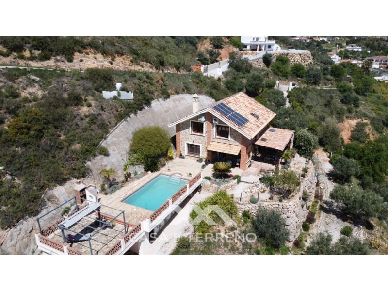 4 quarto Moradia para venda em Alcaucin com piscina - 499 000 € (Ref: 9761906)