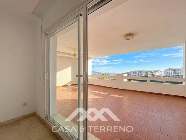 3 chambre Appartement à vendre à Rincón de la Victoria avec piscine garage - 382 000 € (Ref: 9772966)
