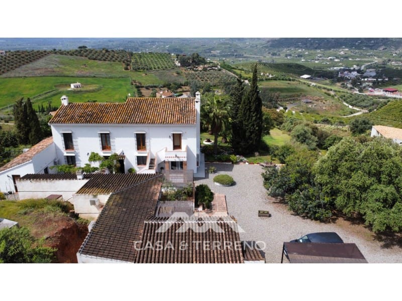 7 bedroom Guesthouse/B & B for sale in Alora with pool - € 1,200,000 (Ref: 9785165)