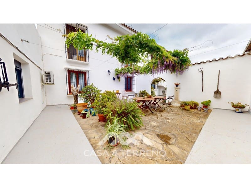 7 bedroom Guesthouse/B & B for sale in Alora with pool - € 1,200,000 (Ref: 9785165)