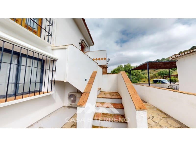 7 bedroom Guesthouse/B & B for sale in Alora with pool - € 1,200,000 (Ref: 9785165)