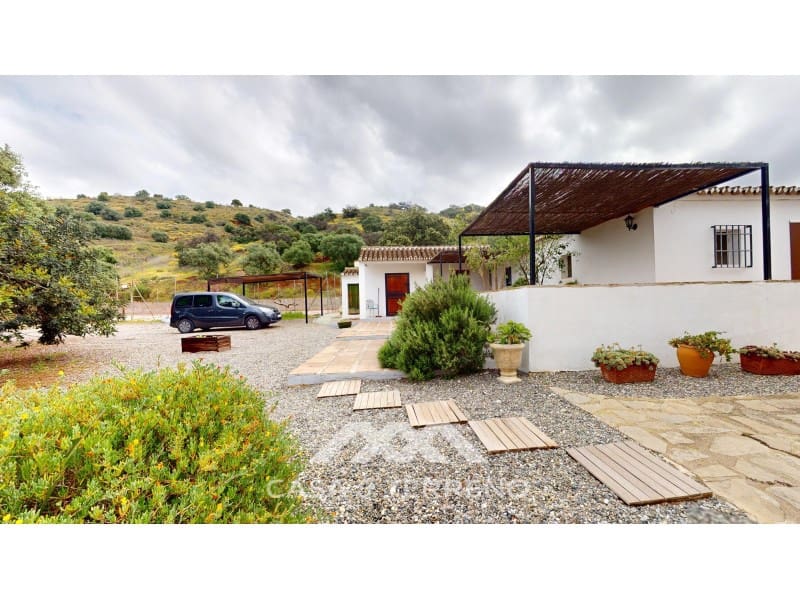 7 bedroom Guesthouse/B & B for sale in Alora with pool - € 1,200,000 (Ref: 9785165)