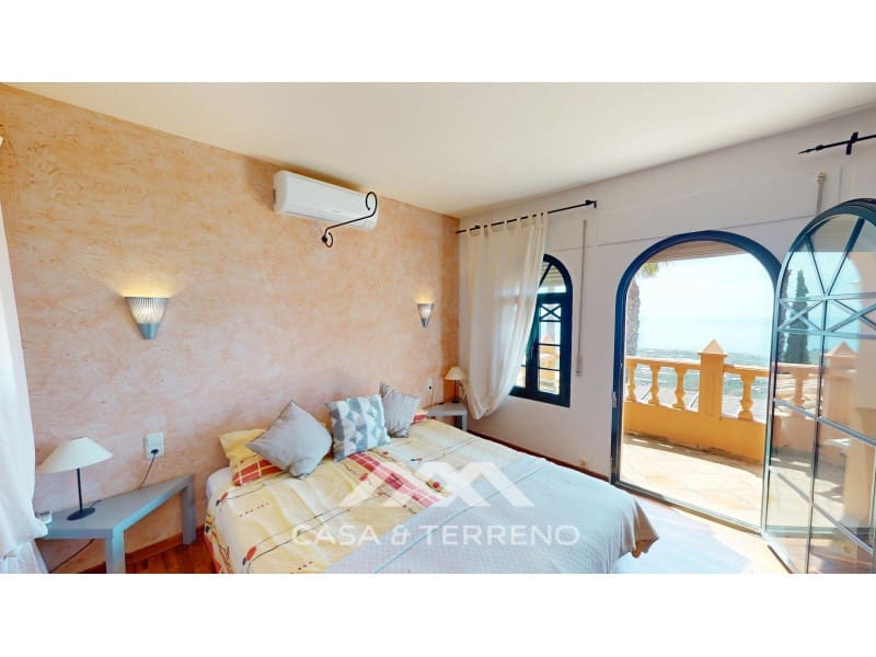 3 bedroom Villa for sale in Algarrobo - € 720,000 (Ref: 9794507)