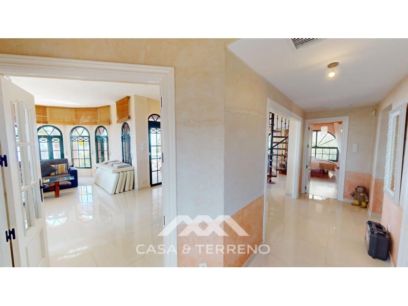 3 bedroom Villa for sale in Algarrobo - € 720,000 (Ref: 9794507)