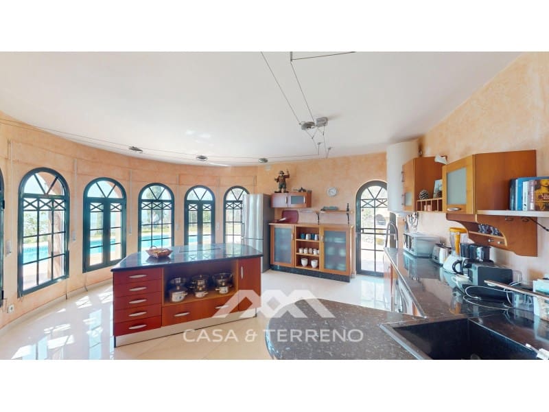 3 bedroom Villa for sale in Algarrobo - € 720,000 (Ref: 9794507)