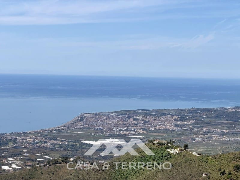 3 bedroom Villa for sale in Algarrobo - € 720,000 (Ref: 9794507)