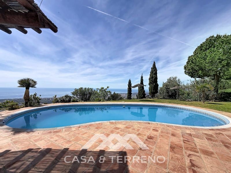 3 bedroom Villa for sale in Algarrobo - € 720,000 (Ref: 9794507)