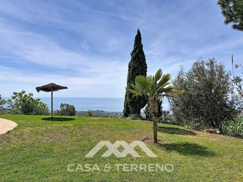 3 bedroom Villa for sale in Algarrobo - € 720,000 (Ref: 9794507)