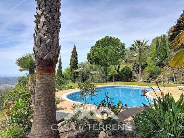 Chalet de 3 habitaciones en Algarrobo en venta - 720.000 € (Ref: 9794507)