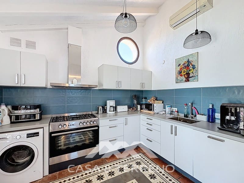 4 soveværelse Villa til salg i Almayate med swimmingpool - € 860.000 (Ref: 9794509)