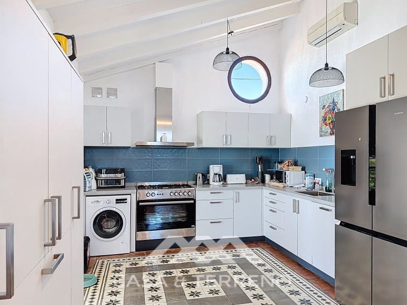 4 soveværelse Villa til salg i Almayate med swimmingpool - € 860.000 (Ref: 9794509)