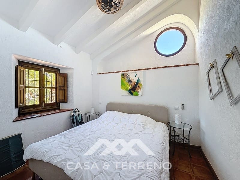 4 soveværelse Villa til salg i Almayate med swimmingpool - € 860.000 (Ref: 9794509)