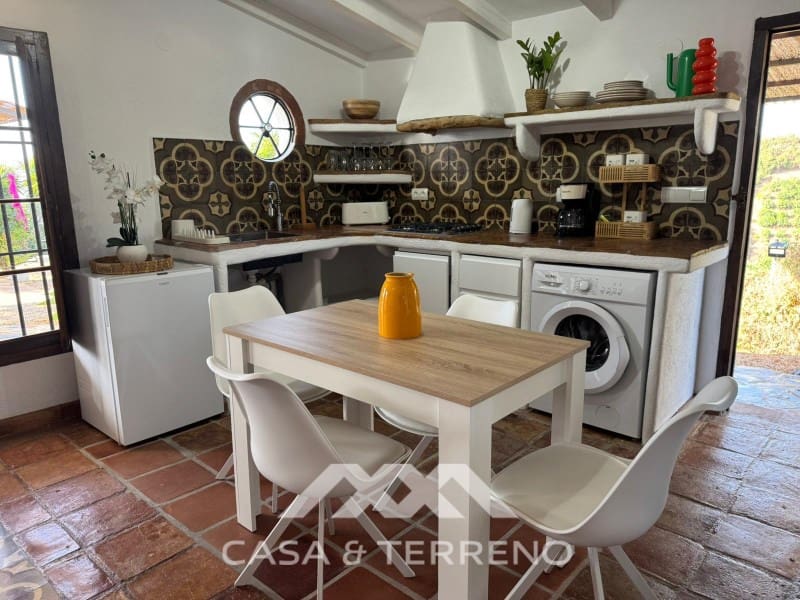 4 soveværelse Villa til salg i Almayate med swimmingpool - € 860.000 (Ref: 9794509)