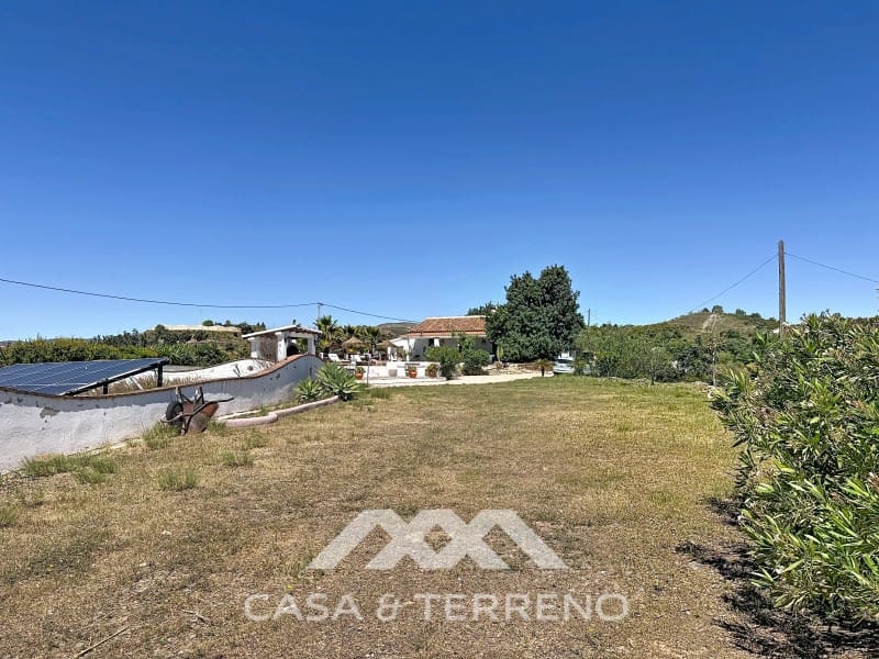 4 soveværelse Villa til salg i Almayate med swimmingpool - € 860.000 (Ref: 9794509)