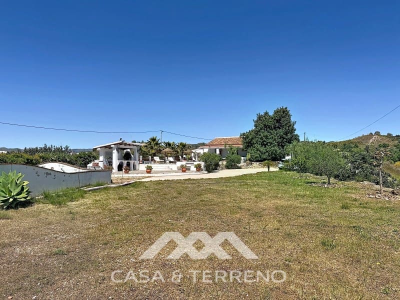 4 soveværelse Villa til salg i Almayate med swimmingpool - € 860.000 (Ref: 9794509)