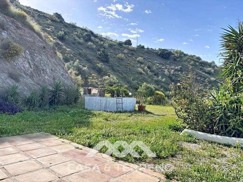 4 makuuhuone Maalaistalo myytävänä paikassa Canillas de Aceituno - 260 000 € (Ref: 9797008)