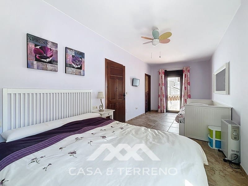 3 Zimmer Doppelhaus zu verkaufen in Salares - 212.100 € (Ref: 9799154)