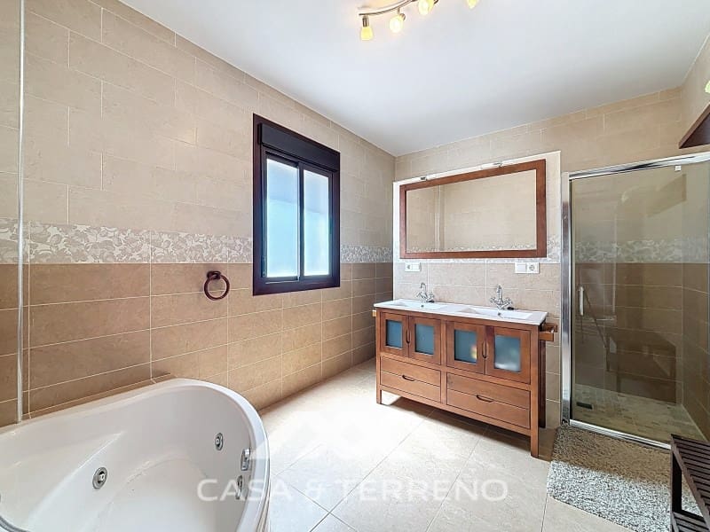 3 Zimmer Doppelhaus zu verkaufen in Salares - 212.100 € (Ref: 9799154)