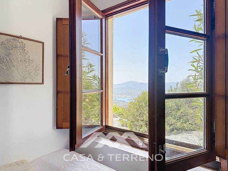 8 Zimmer Villa zu verkaufen in Alcaucin mit Pool - 1.395.000 € (Ref: 9801296)