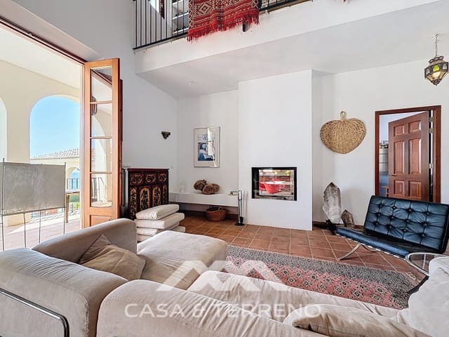 8 Zimmer Villa zu verkaufen in Alcaucín mit Pool - 1.395.000 € (Ref: 9801296)