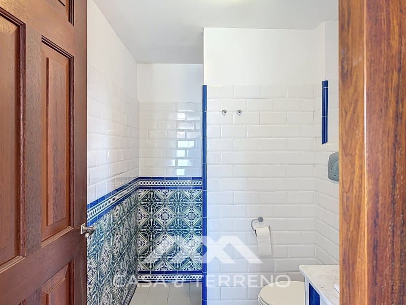 8 Zimmer Villa zu verkaufen in Alcaucin mit Pool - 1.395.000 € (Ref: 9801296)