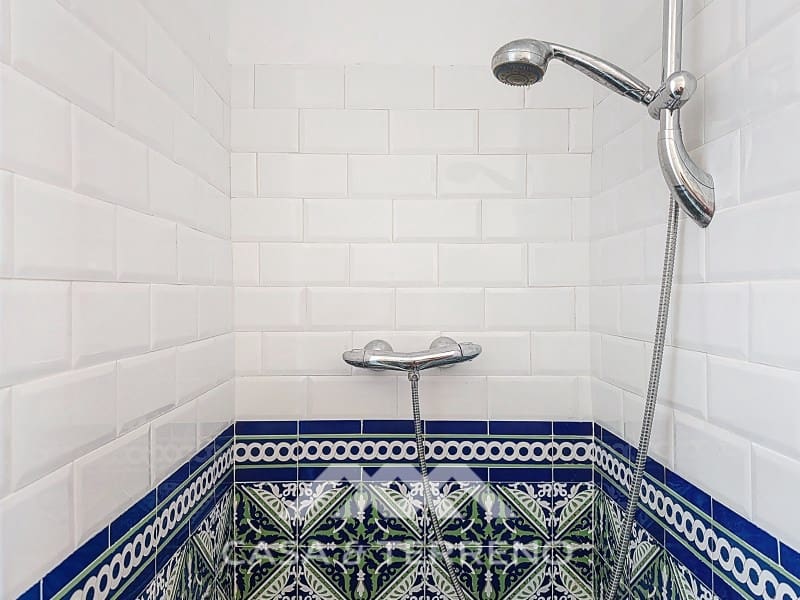 8 Zimmer Villa zu verkaufen in Alcaucin mit Pool - 1.395.000 € (Ref: 9801296)