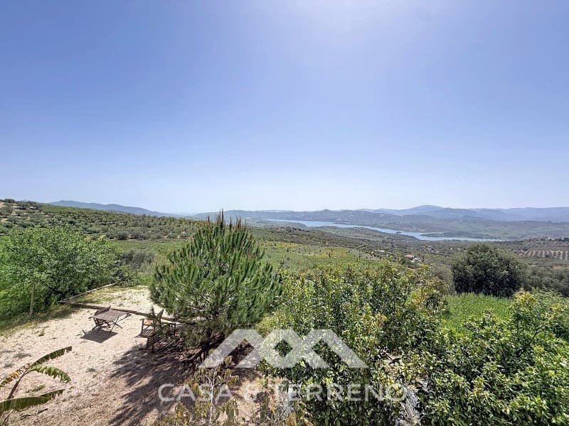 8 Zimmer Villa zu verkaufen in Alcaucin mit Pool - 1.395.000 € (Ref: 9801296)