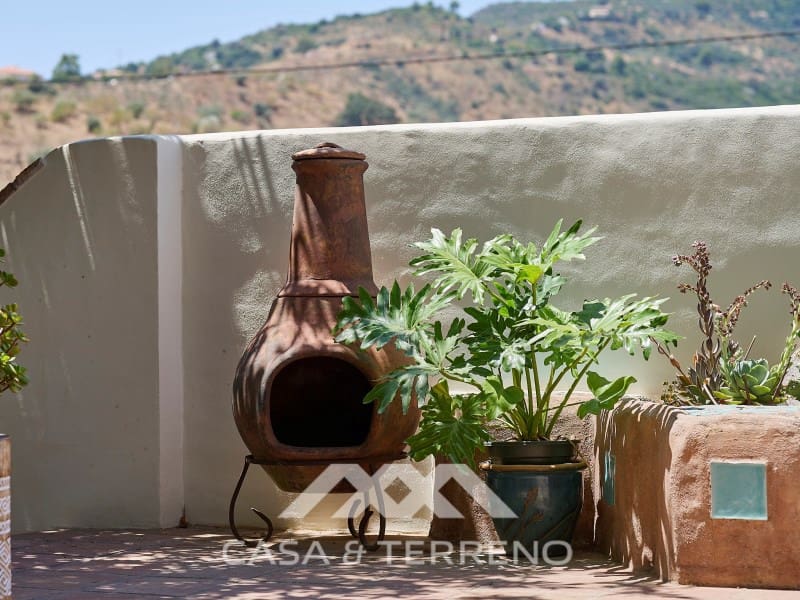 5 Zimmer Villa zu verkaufen in Comares mit Pool - 1.649.500 € (Ref: 9813294)