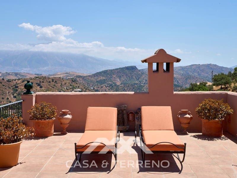 5 Zimmer Villa zu verkaufen in Comares mit Pool - 1.649.500 € (Ref: 9813294)