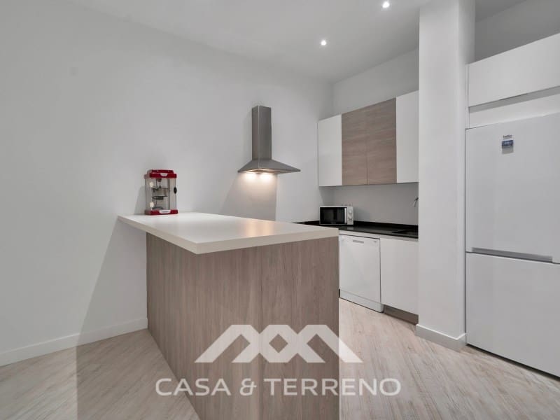 6 bedroom Villa for sale in Malaga city with pool - € 1,870,000 (Ref: 9813295)