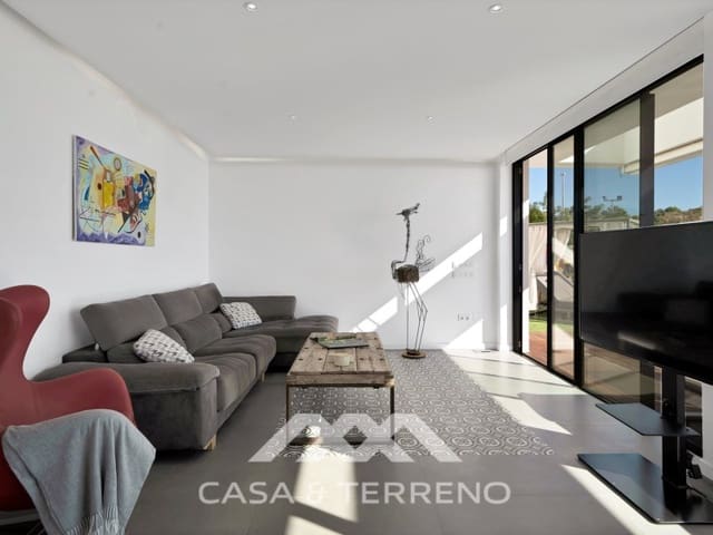 6 bedroom Villa for sale in Hacienda Paredes, Málaga city with pool - € 1,870,000 (Ref: 9813295)