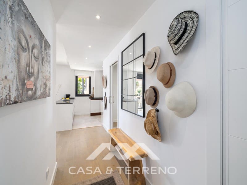 2 Zimmer Penthouse zu verkaufen in Benahavis mit Pool - 750.000 € (Ref: 9813296)