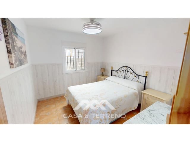 3 soveværelse Villa til salg i Sayalonga med swimmingpool - € 365.000 (Ref: 9820336)