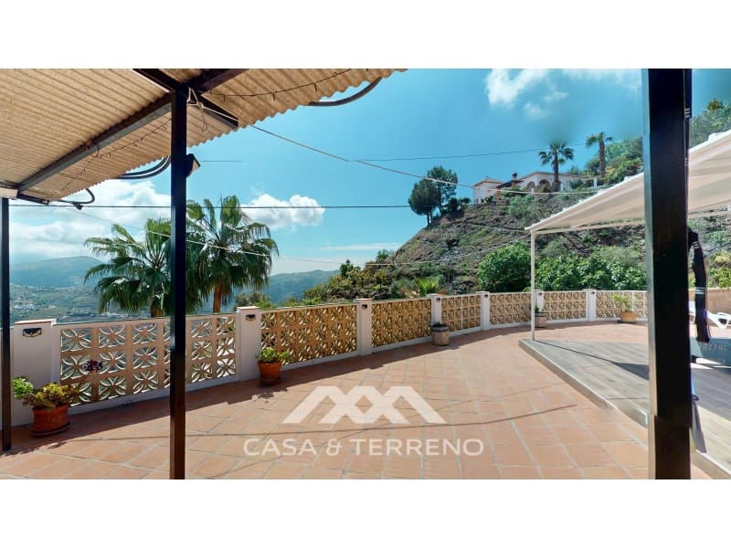 3 soveværelse Villa til salg i Sayalonga med swimmingpool - € 365.000 (Ref: 9820336)