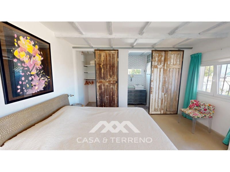 2 bedroom Villa for sale in Almayate with pool - € 598,000 (Ref: 9846157)
