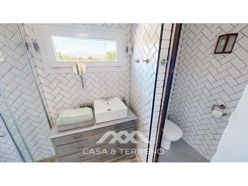 2 bedroom Villa for sale in Almayate with pool - € 598,000 (Ref: 9846157)
